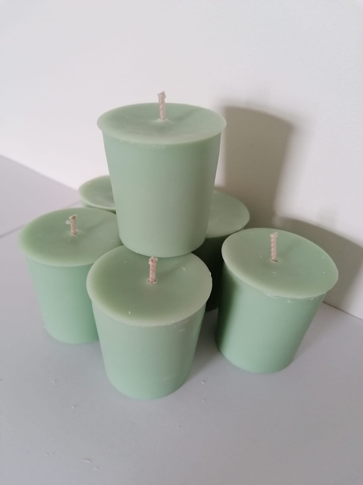 9cl Votive Soy Wax Candles - Unscented, Pack of 6 - Peppermint Green